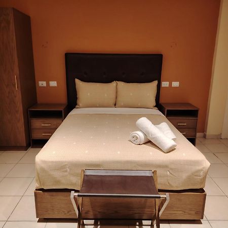 קרטרו Hotel Meson Mariano Matamoros מראה חיצוני תמונה