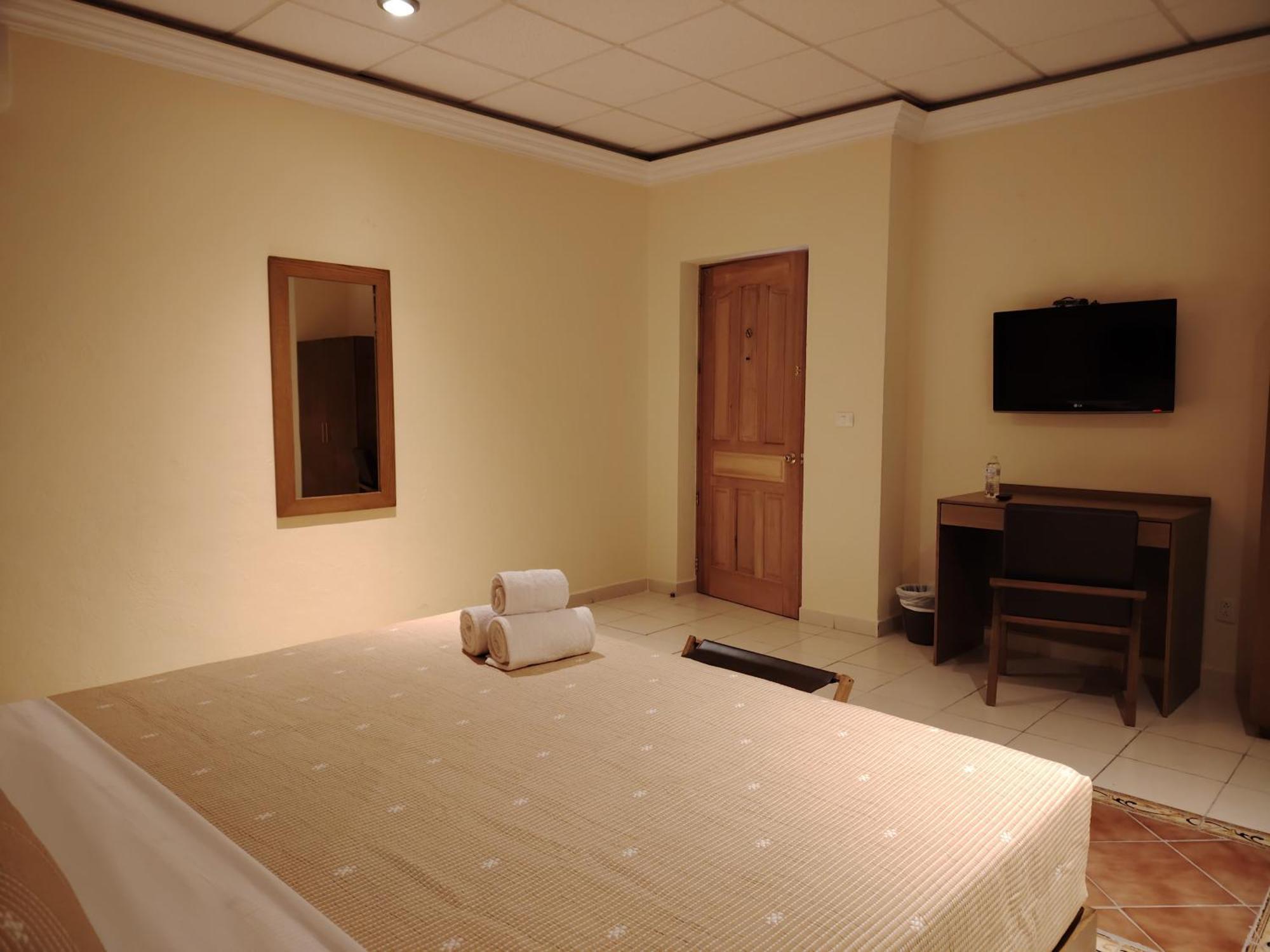 קרטרו Hotel Meson Mariano Matamoros מראה חיצוני תמונה